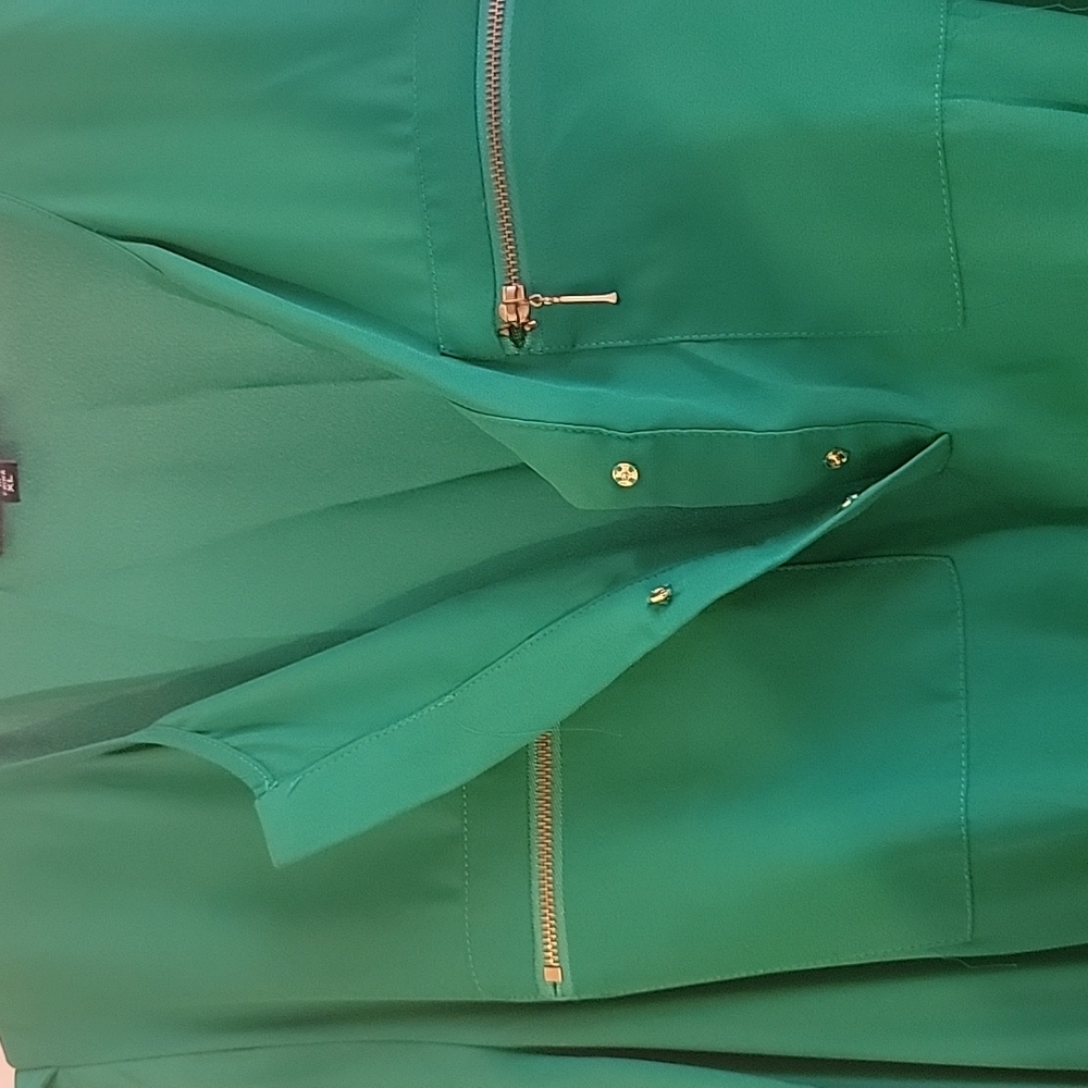 GREEN DRESS WITH GOLD DETAIL - Picture 4 of 5